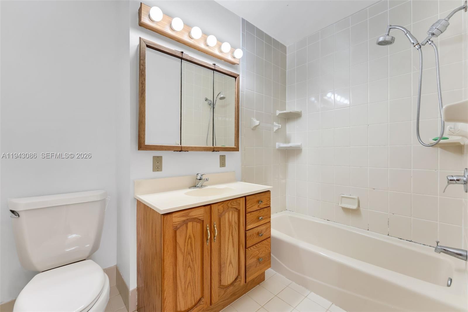 HAPPY FARMS ACRES - Residential