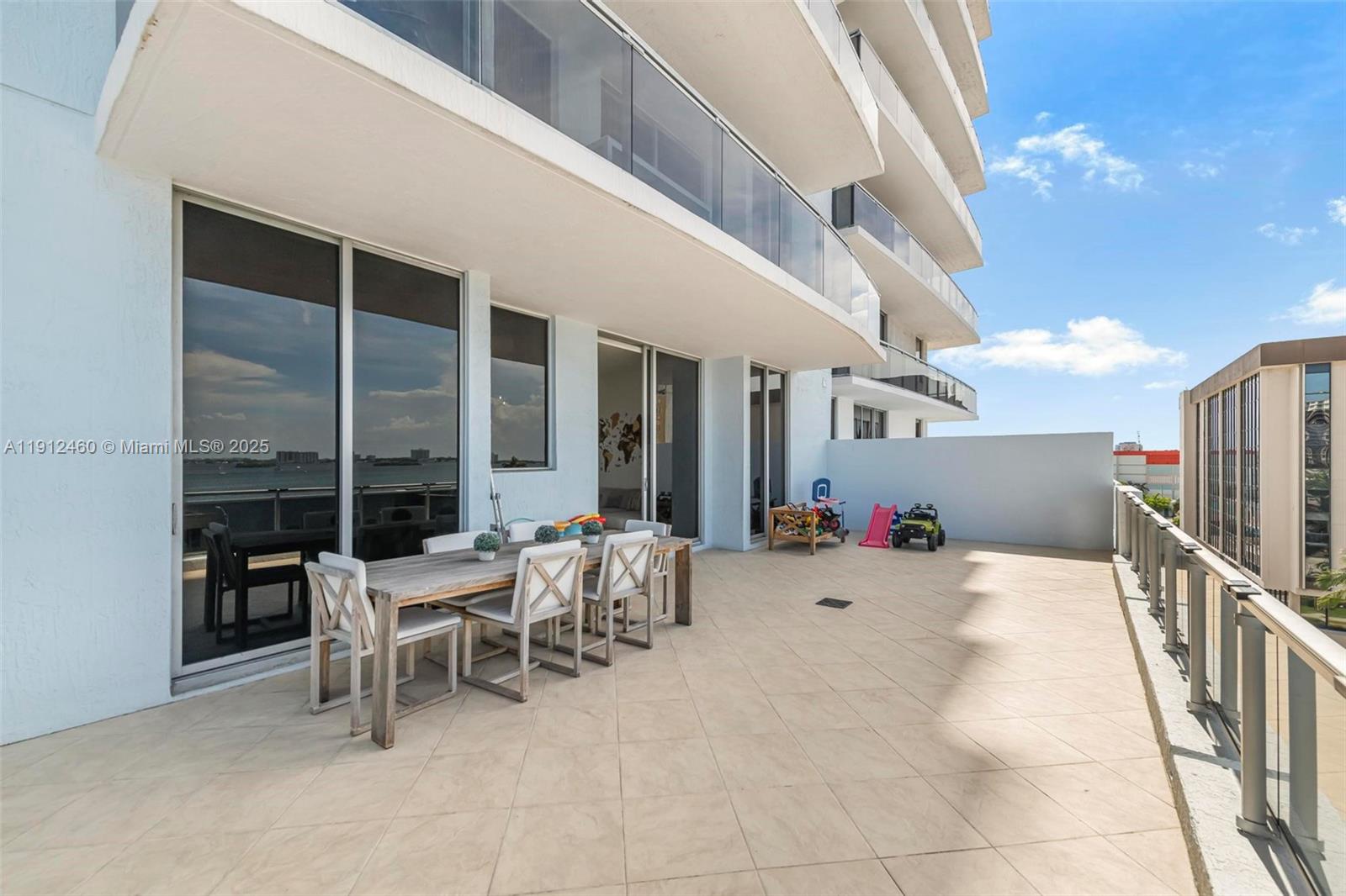 THE LEXI CONDO - Residential Lease