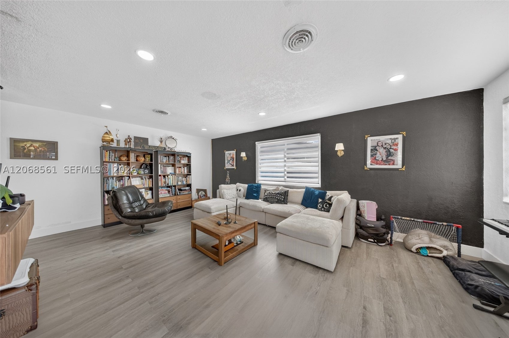 1700 W 64th St
