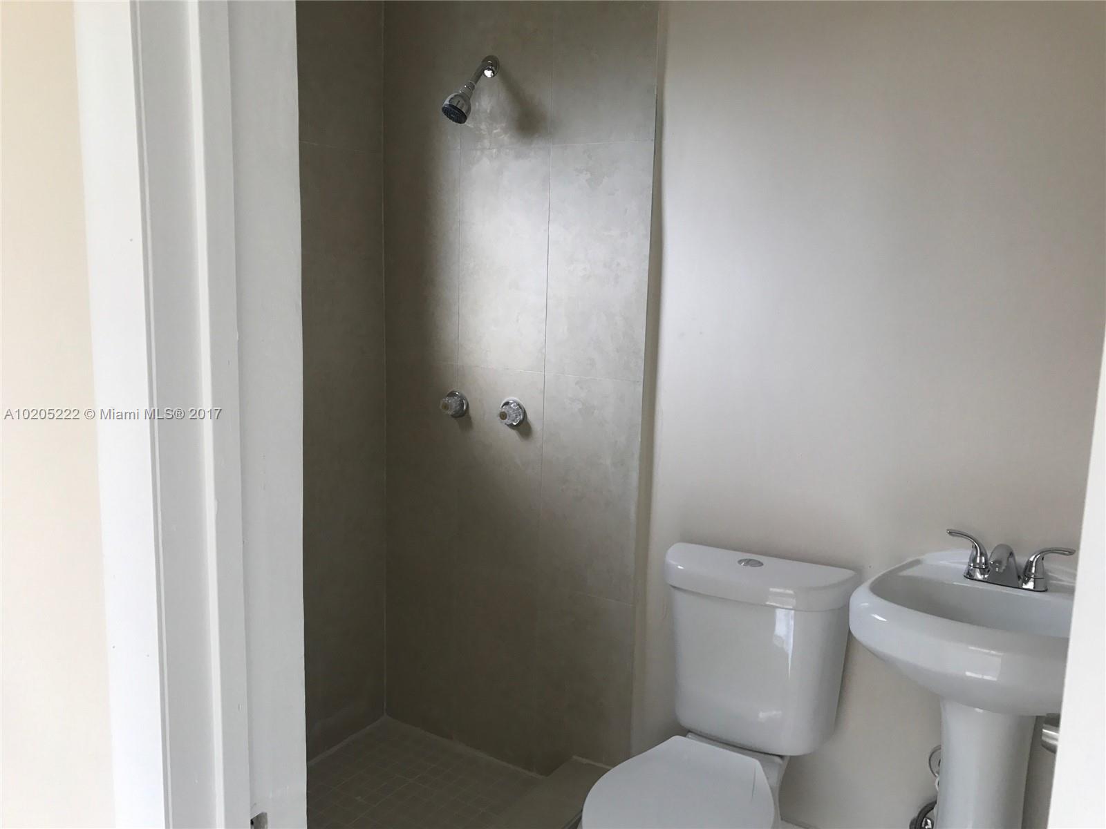 Glenroyal Amd - Residential