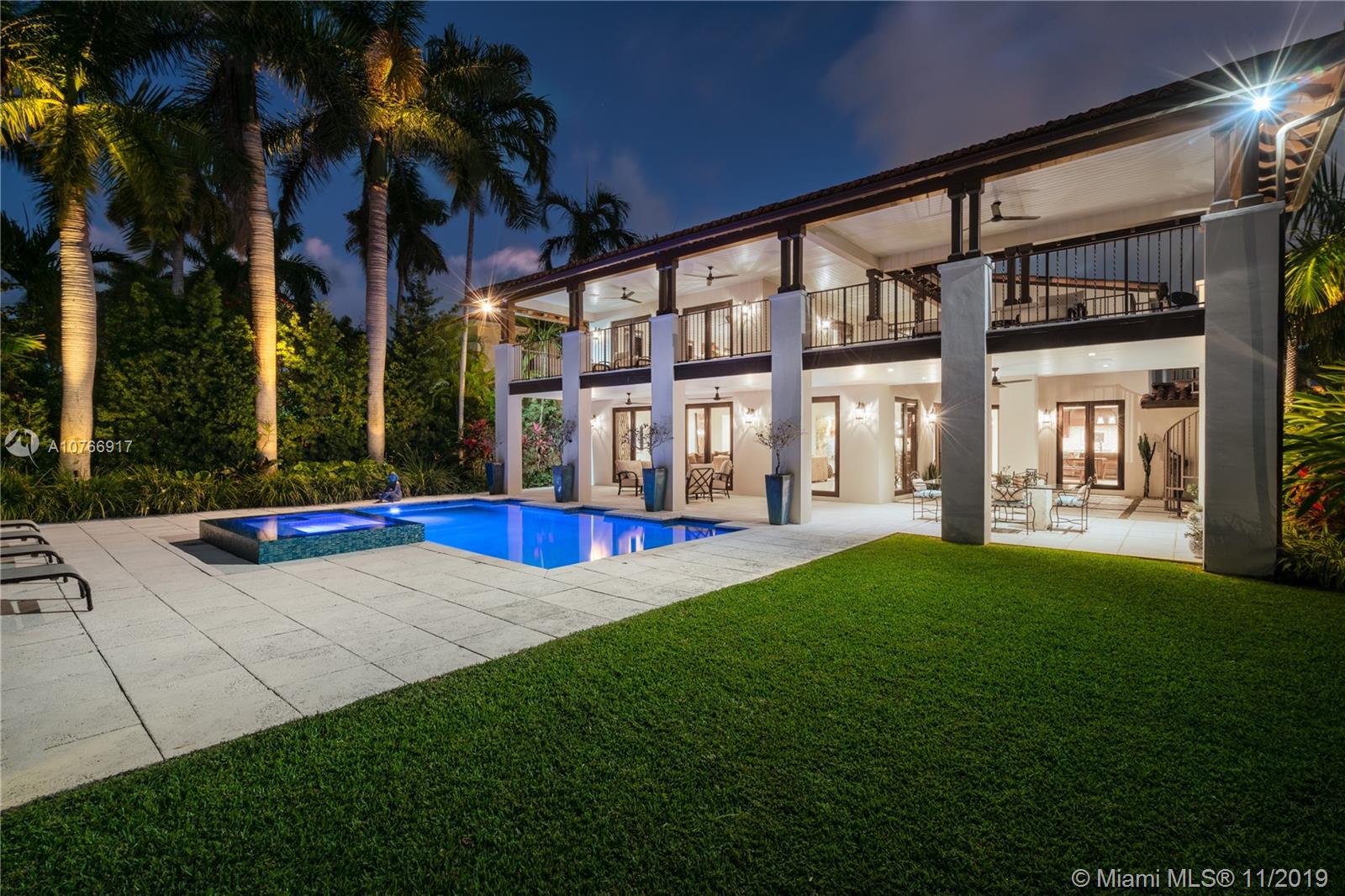 SUNSET ISLANDS-ISLAND NO - Residential