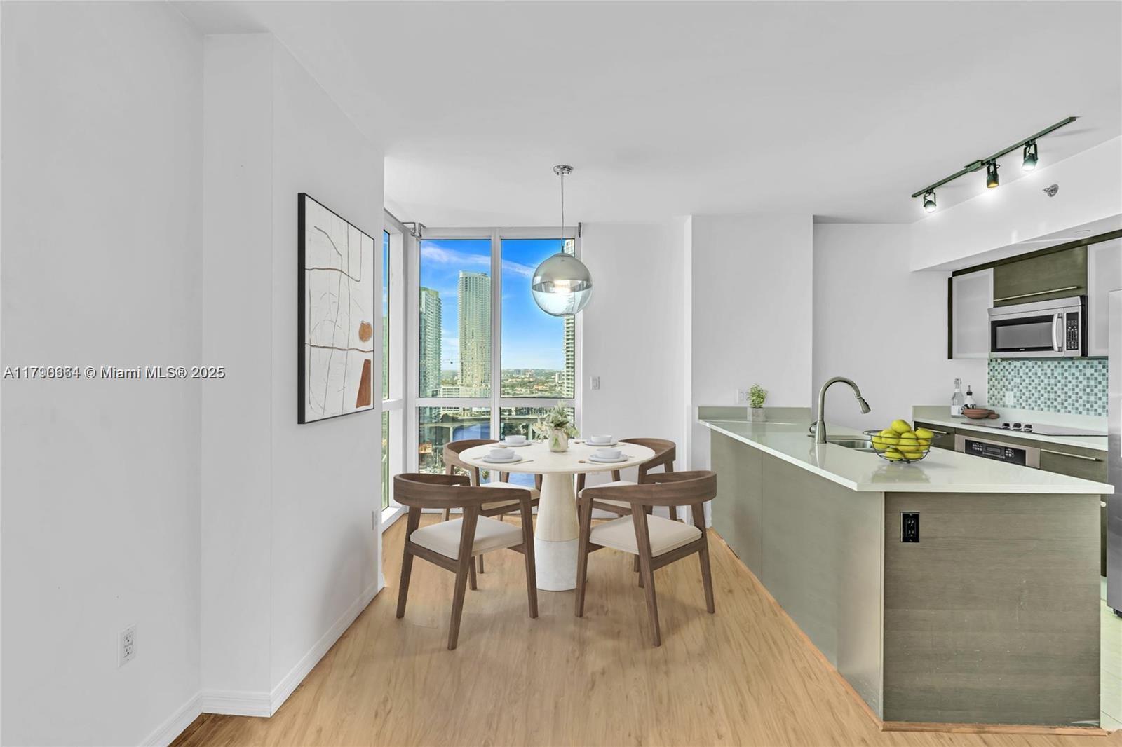 Rental Property at 55 Se 6th St 2202, Miami, Broward County, Florida - Bedrooms: 2 
Bathrooms: 2  - $4,200 MO.