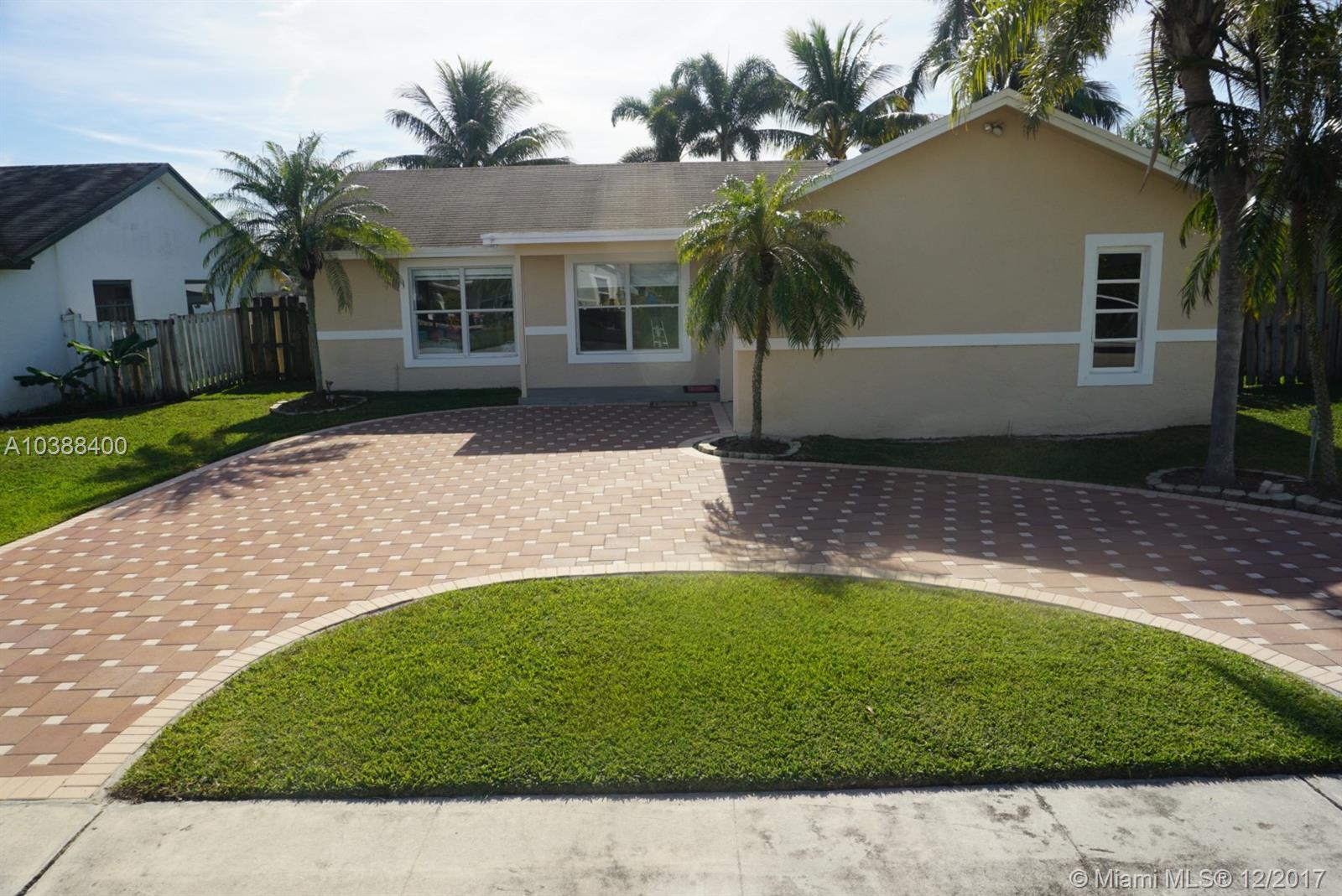 SUNRISE GOLF VILLAGE SEC - Residential