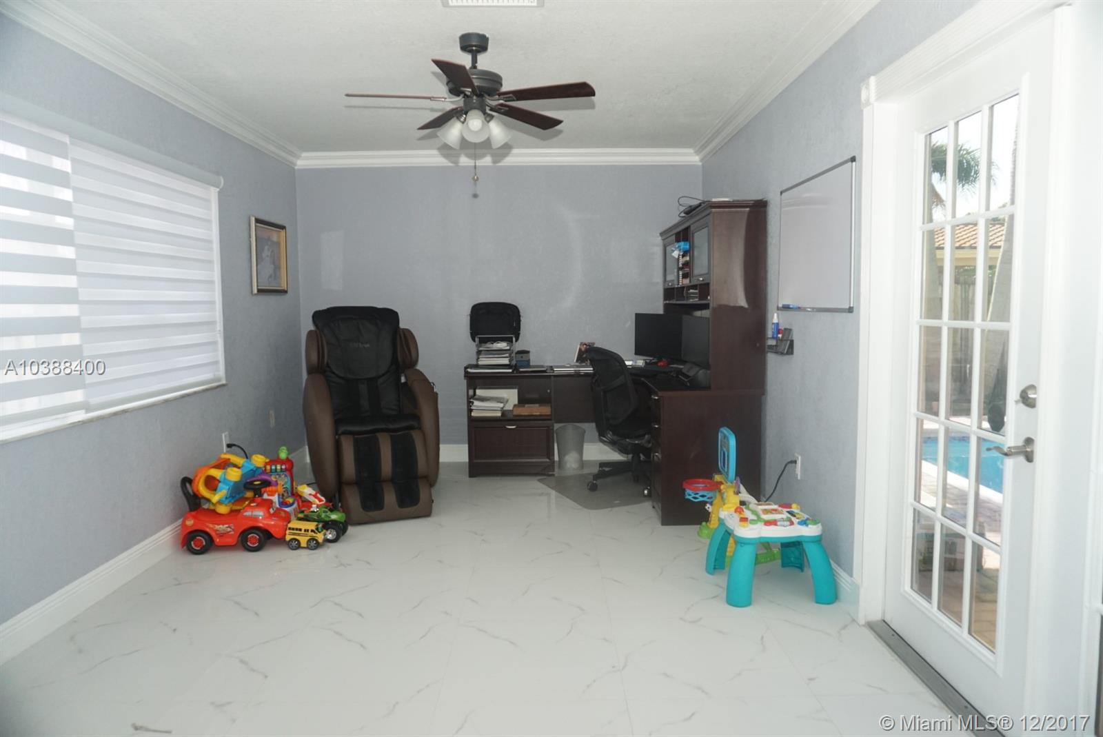 SUNRISE GOLF VILLAGE SEC - Residential