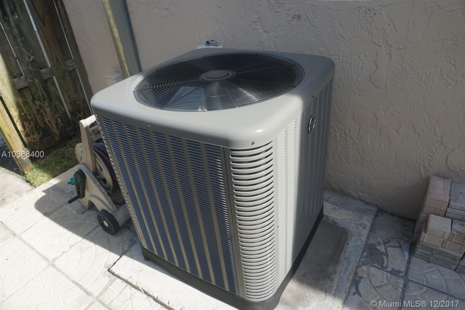 SUNRISE GOLF VILLAGE SEC - Residential