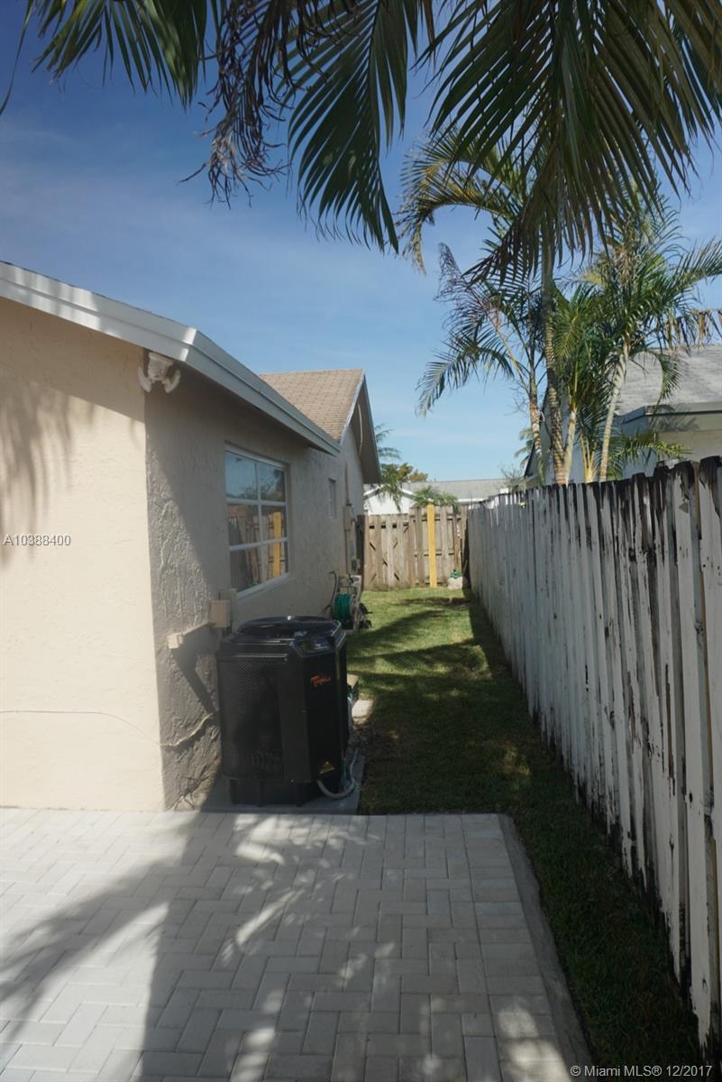 SUNRISE GOLF VILLAGE SEC - Residential