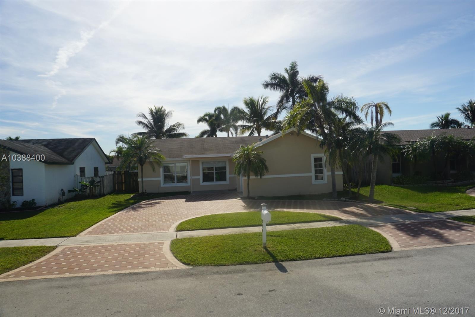 SUNRISE GOLF VILLAGE SEC - Residential