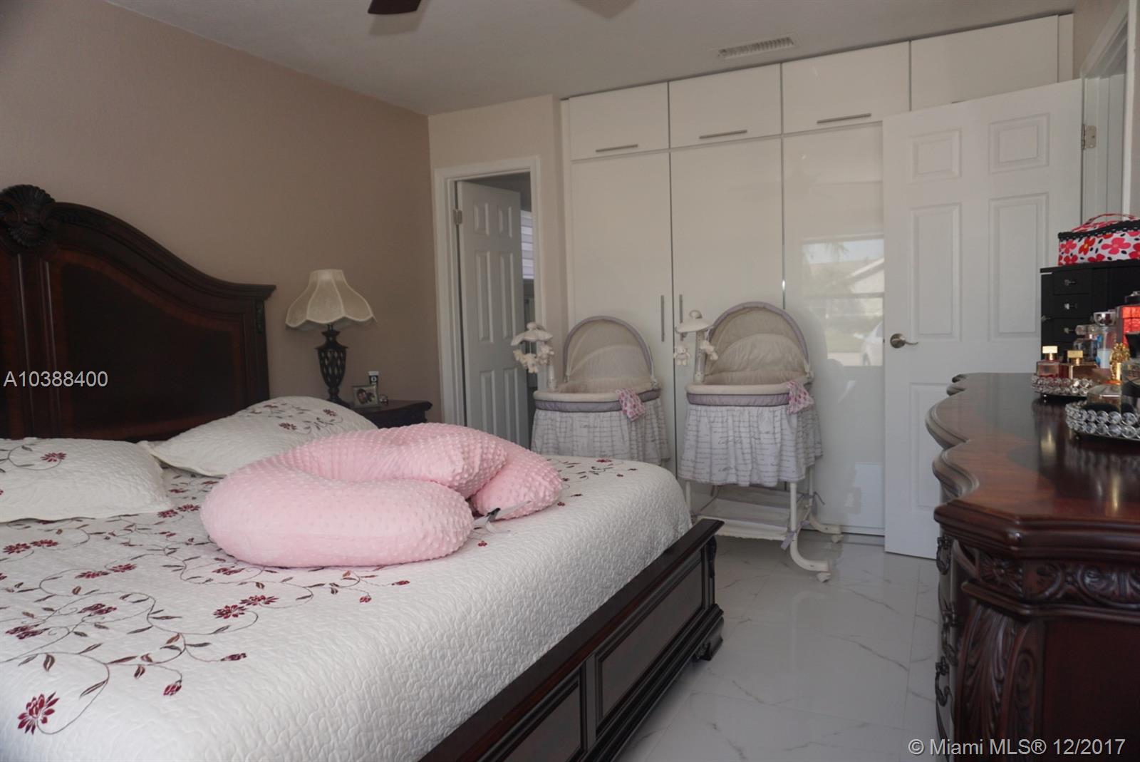 SUNRISE GOLF VILLAGE SEC - Residential