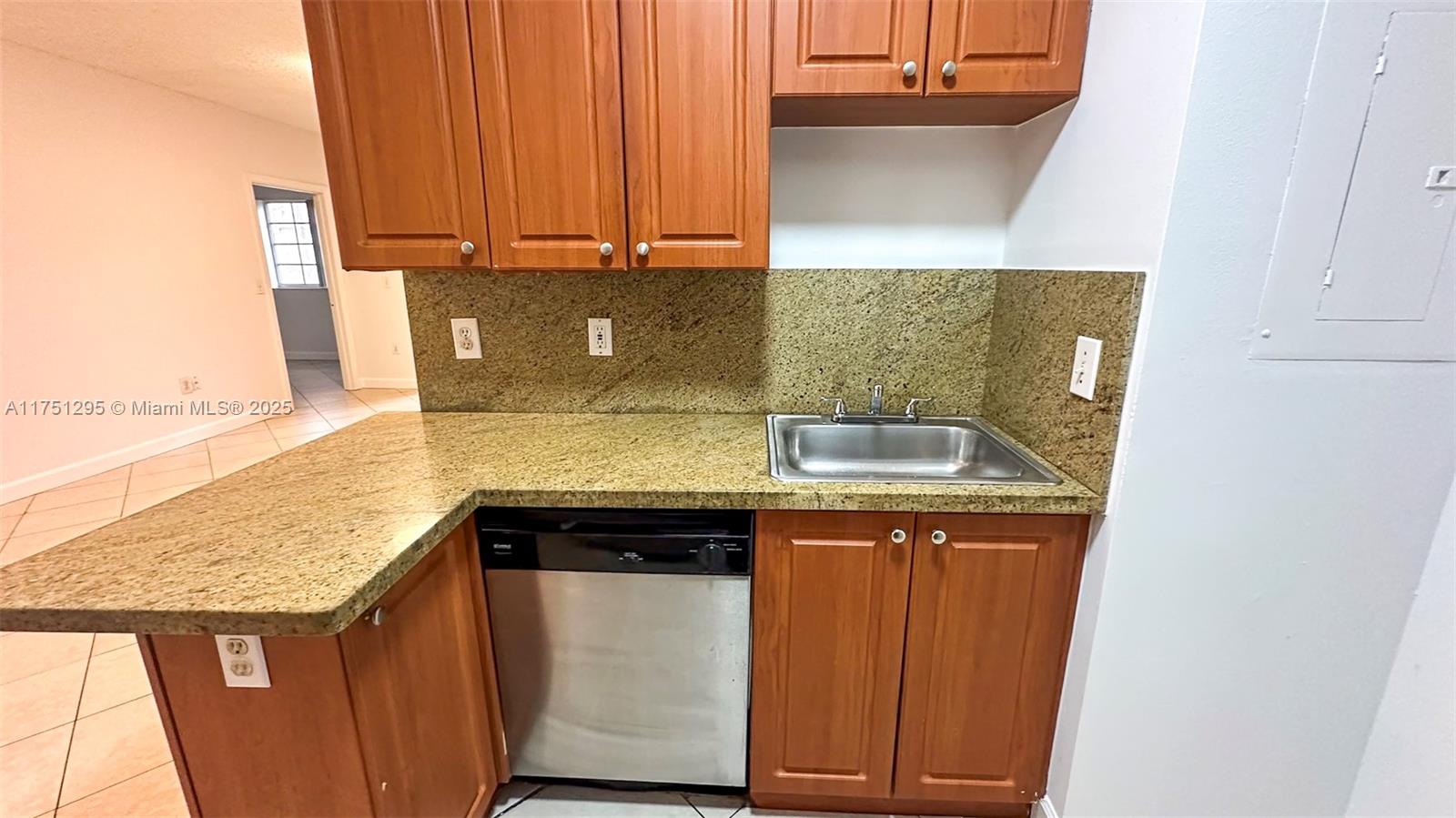 SERENITY PALMS CONDO - Residential