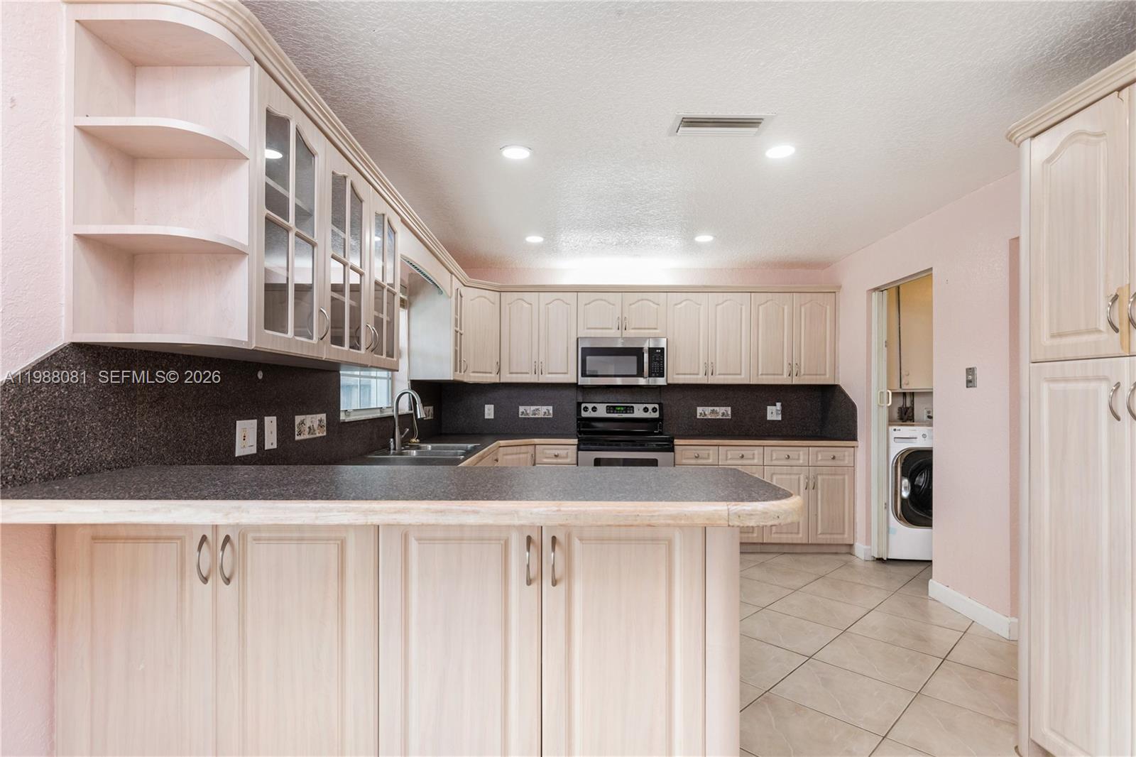 WESTVIEW SEC 2 PART 1 AME - Residential