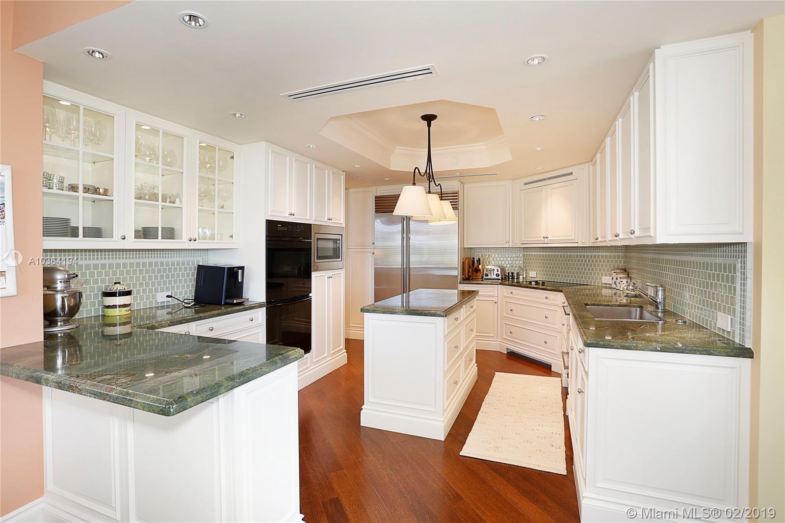 GRAND BAY TOWER CONDO - Residential