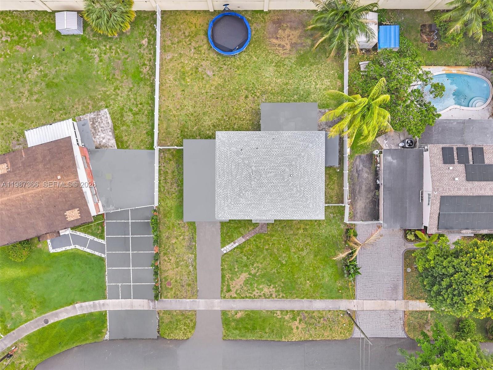 FALCON SUB NO ONE - Residential