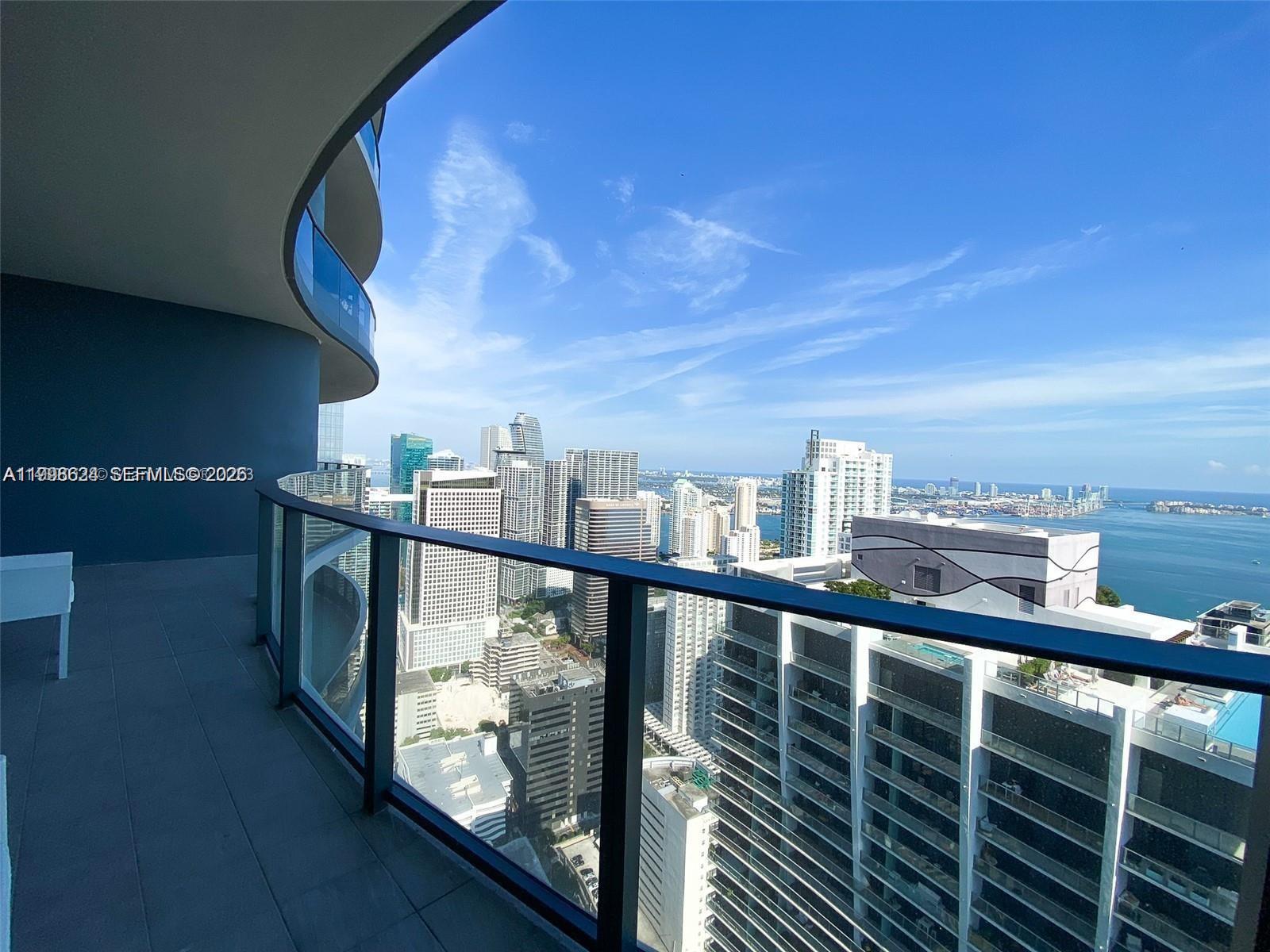 1000 Brickell Plz PH5503