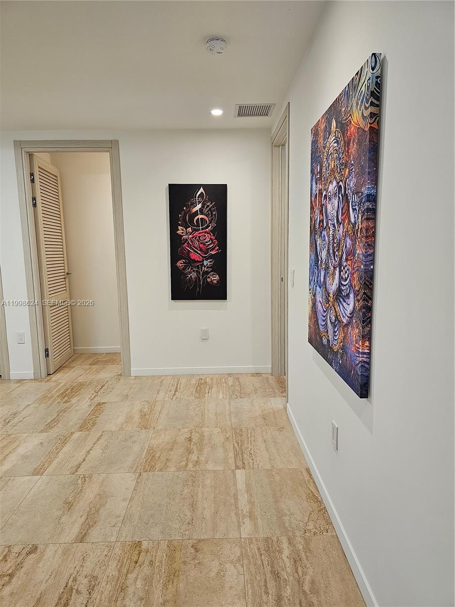 BRICKELL FLATIRON CONDO - Residential Lease