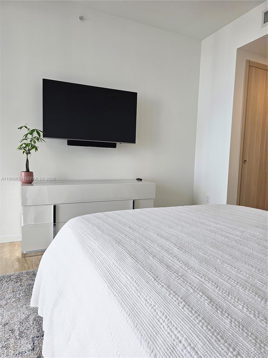 BRICKELL FLATIRON CONDO - Residential Lease