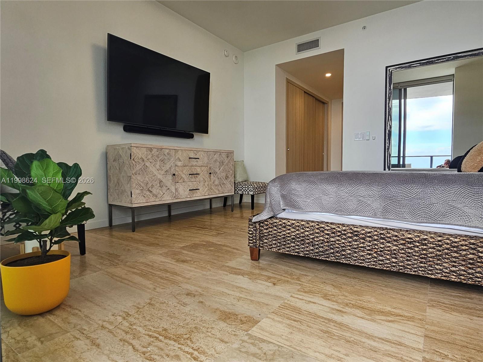 BRICKELL FLATIRON CONDO - Residential Lease