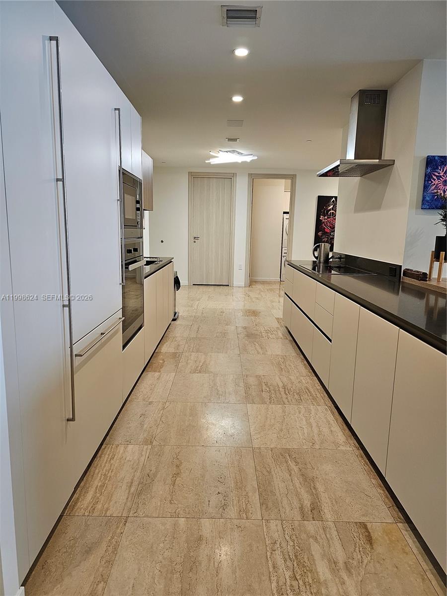 BRICKELL FLATIRON CONDO - Residential Lease