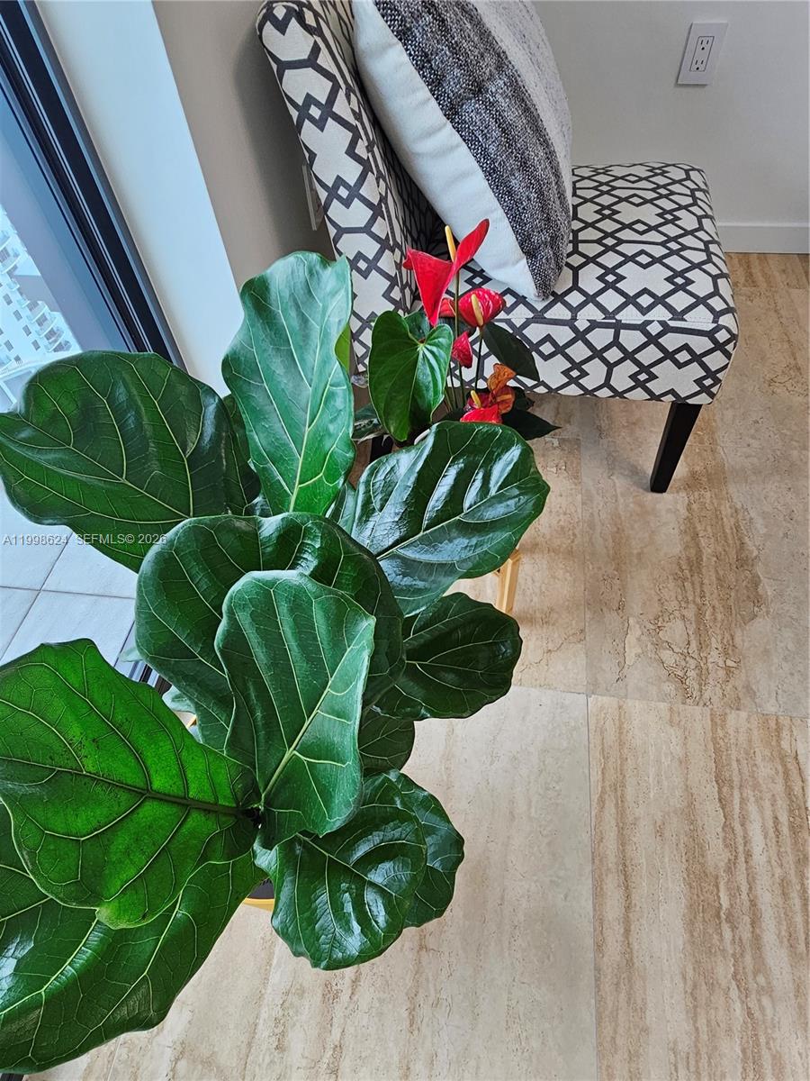 BRICKELL FLATIRON CONDO - Residential Lease