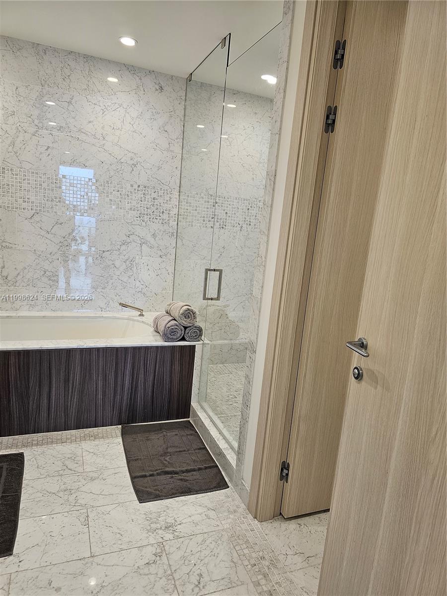 BRICKELL FLATIRON CONDO - Residential Lease