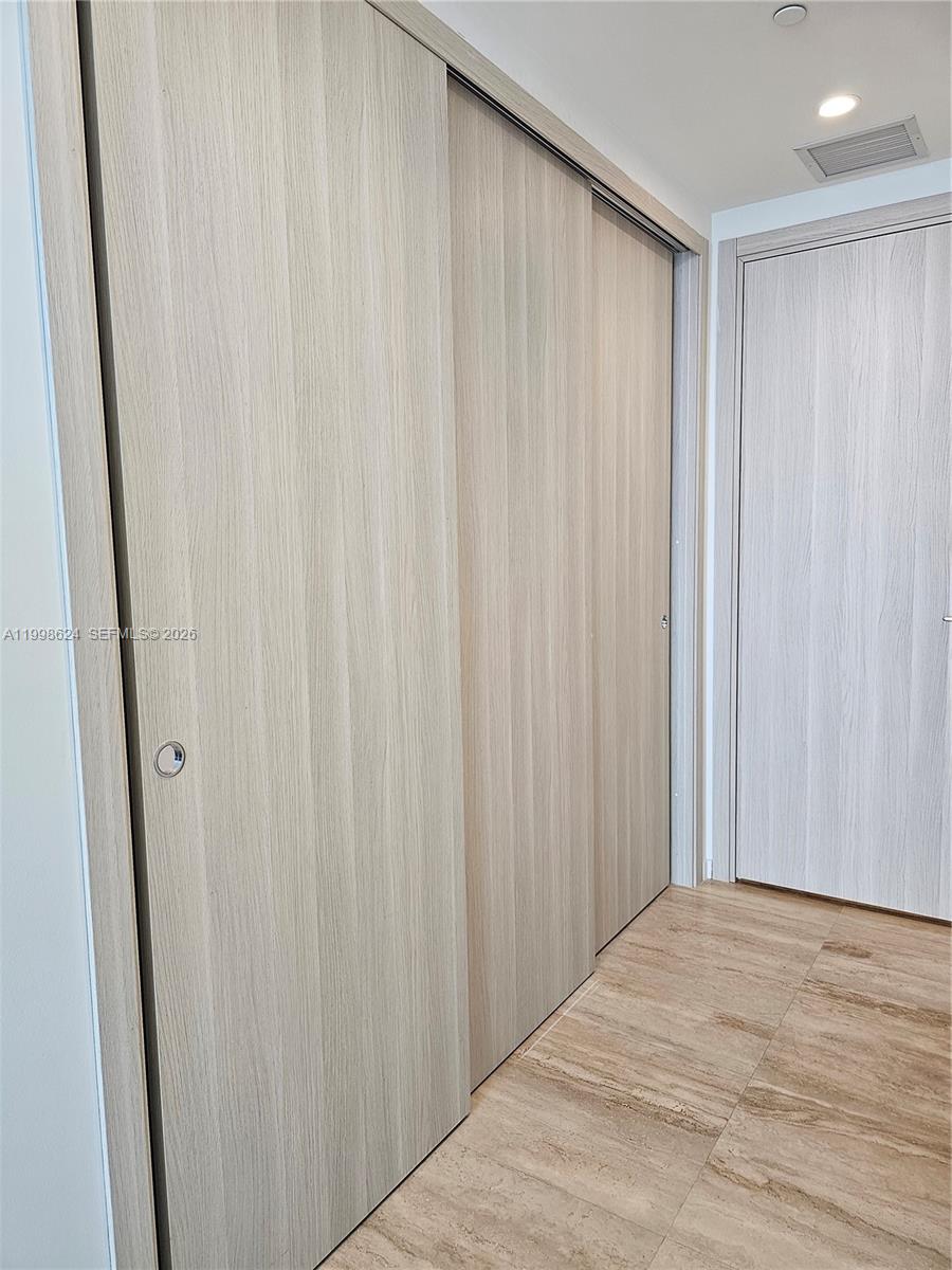 BRICKELL FLATIRON CONDO - Residential Lease