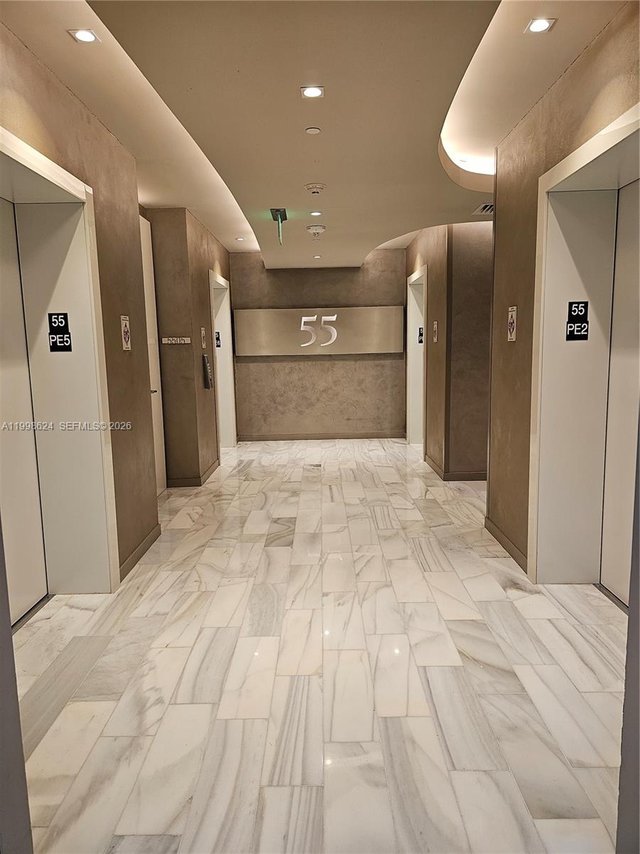 BRICKELL FLATIRON CONDO - Residential Lease