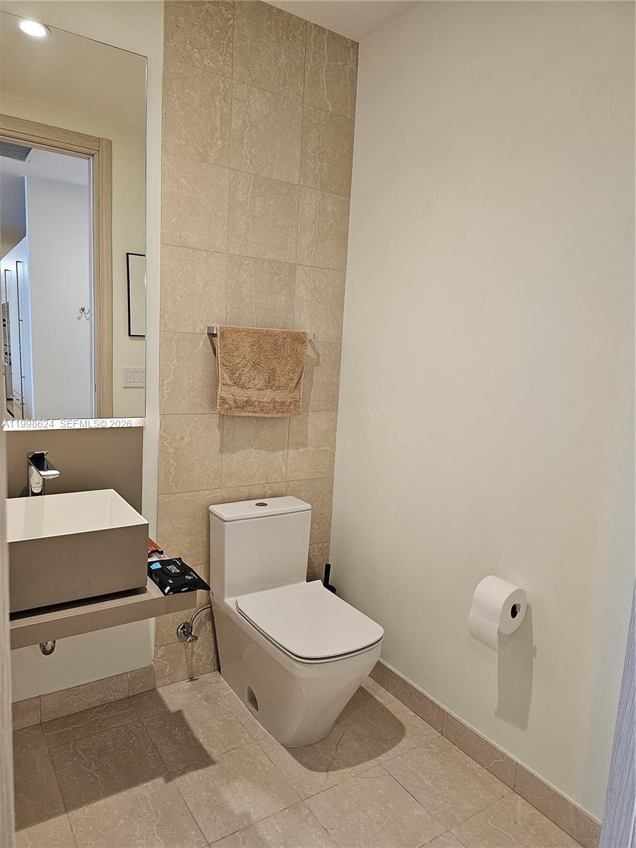 BRICKELL FLATIRON CONDO - Residential Lease