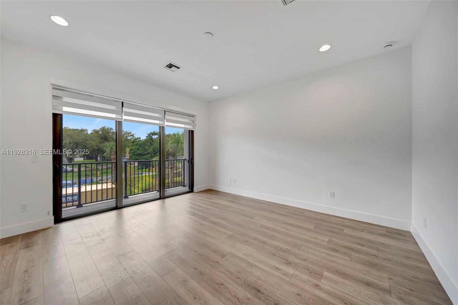 MARINA LANDINGS - Residential Lease