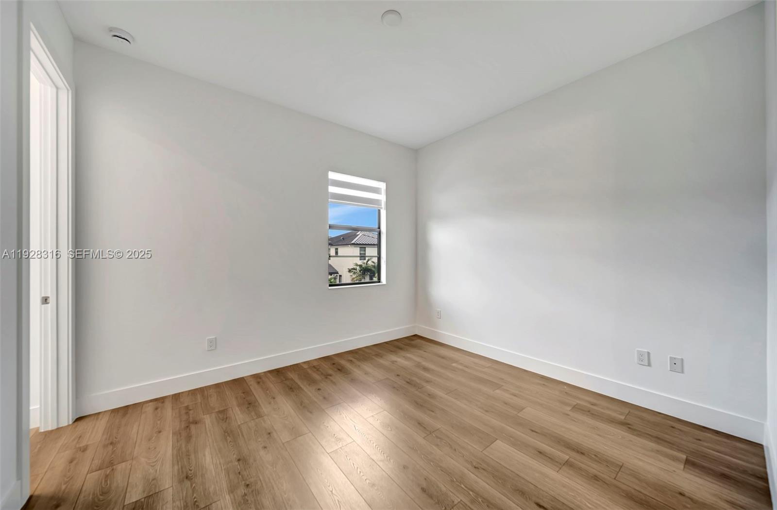 MARINA LANDINGS - Residential Lease