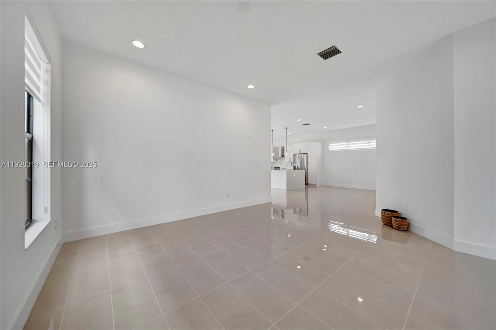 MARINA LANDINGS - Residential Lease