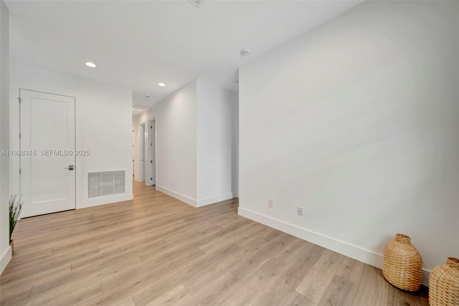 MARINA LANDINGS - Residential Lease