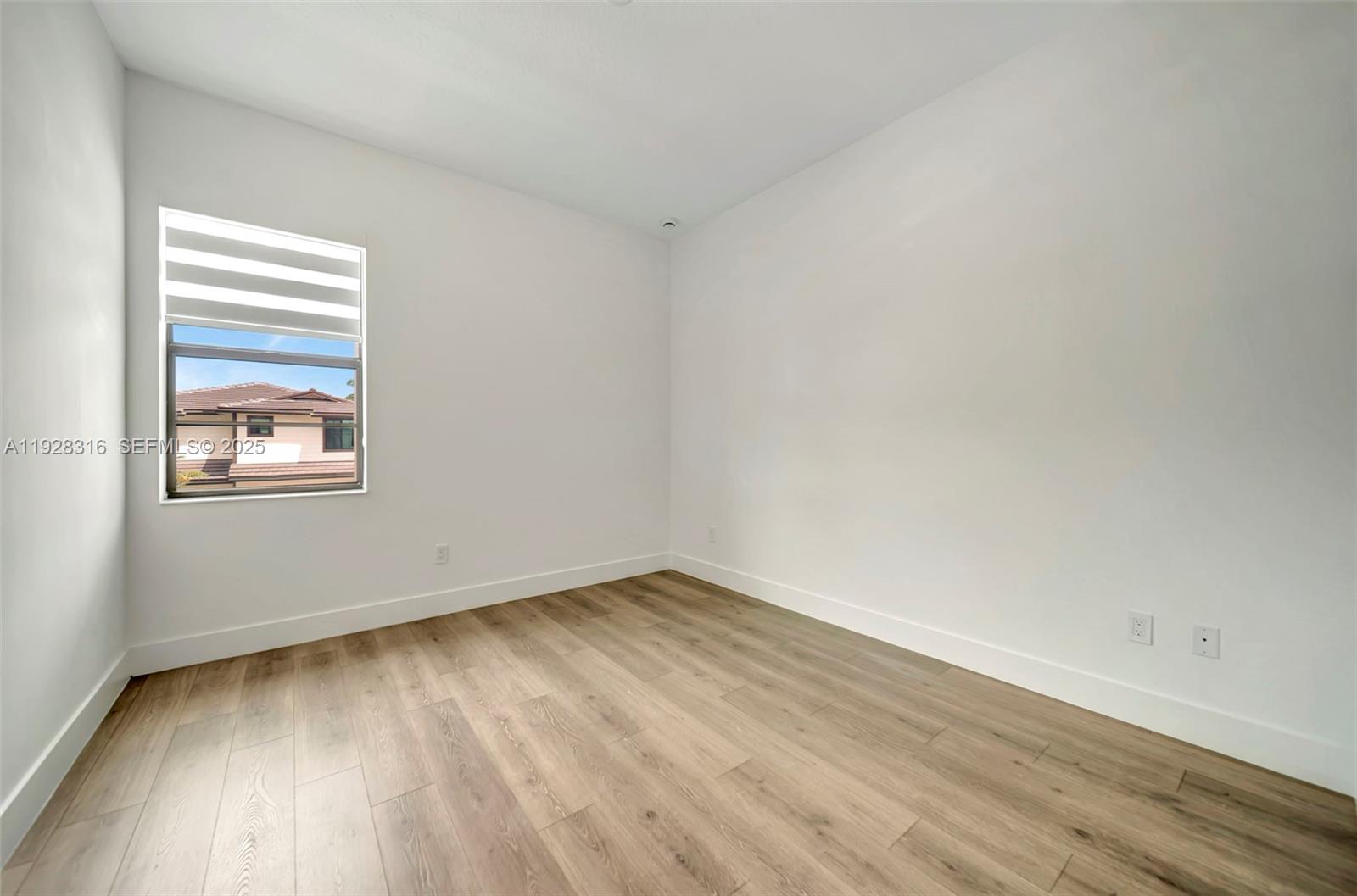 MARINA LANDINGS - Residential Lease