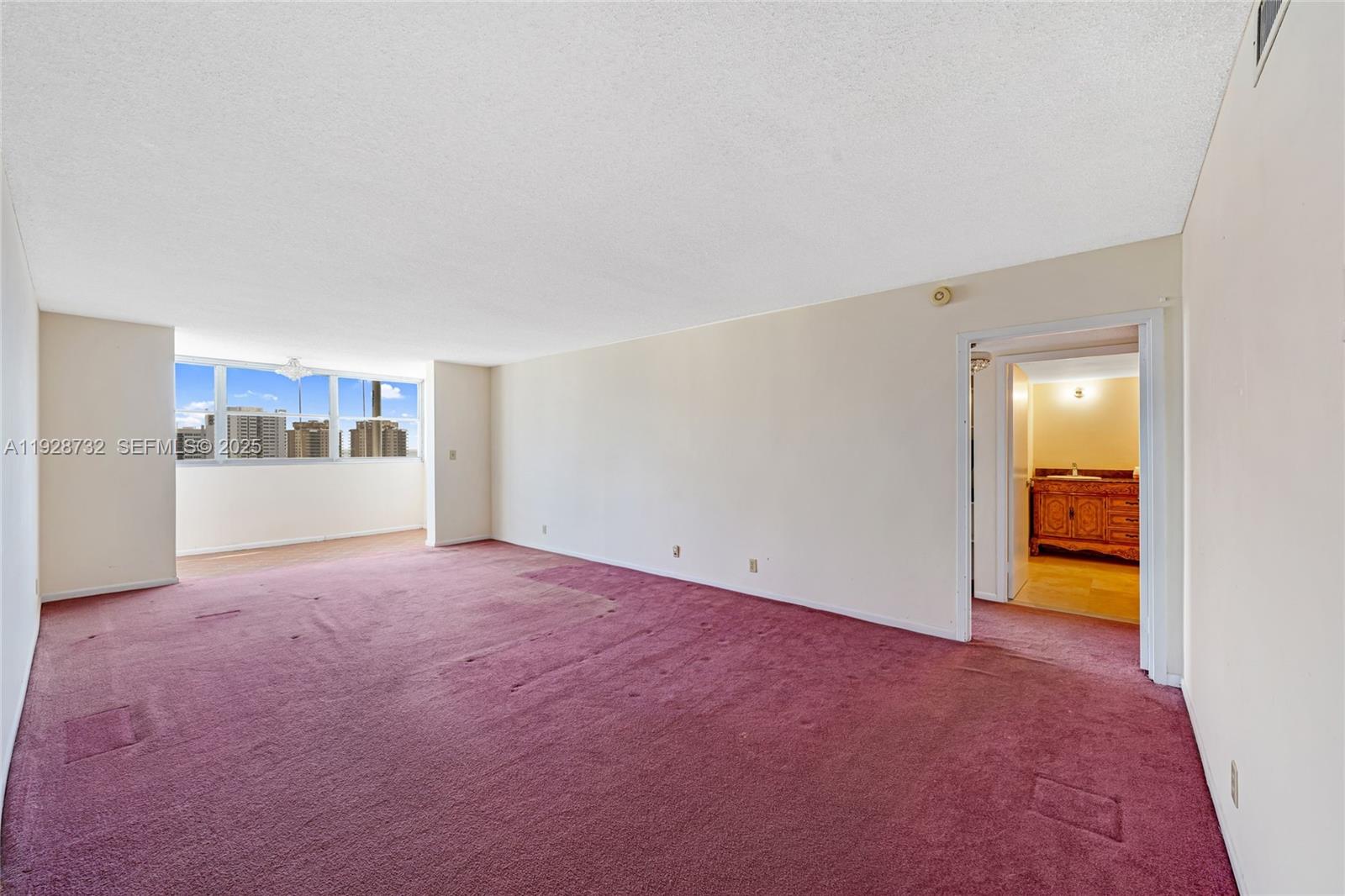 LAKE POINT TOWER CONDOMIN - Residential