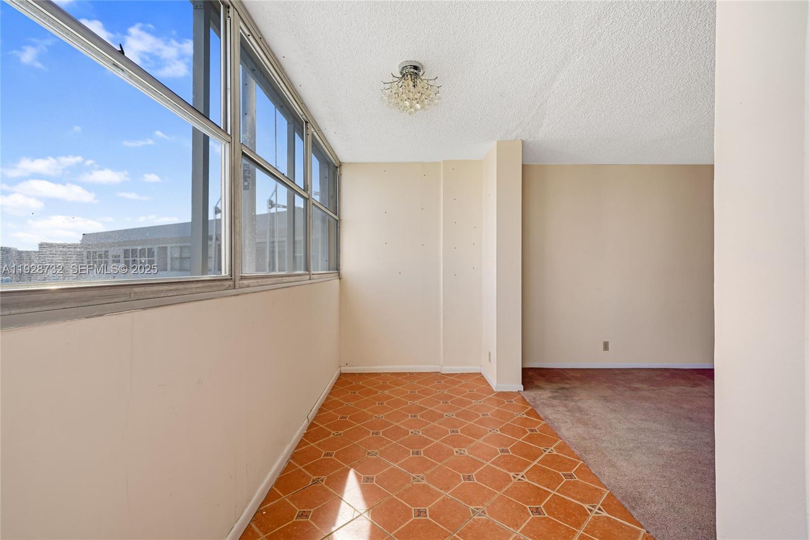 LAKE POINT TOWER CONDOMIN - Residential