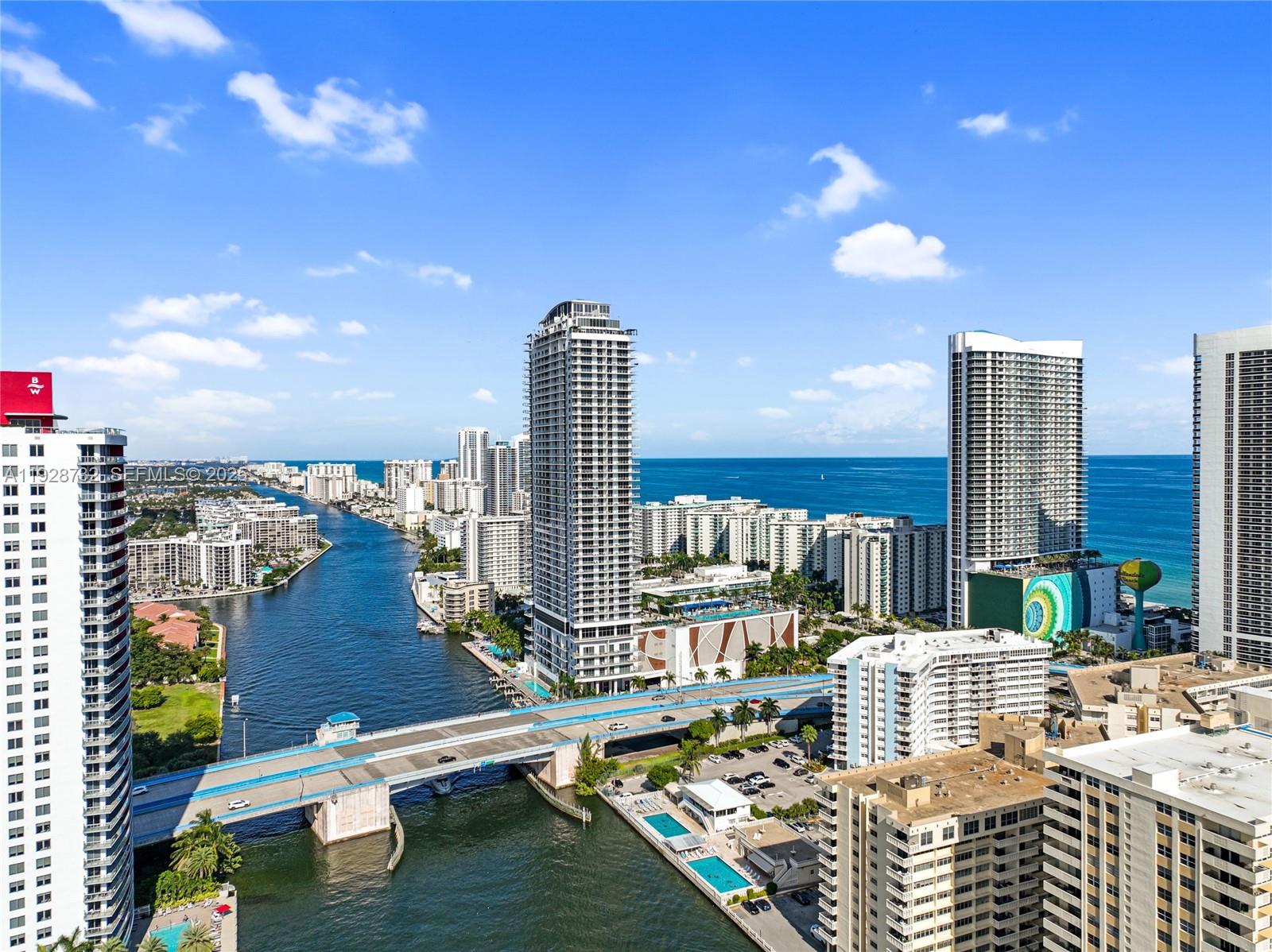 LAKE POINT TOWER CONDOMIN - Residential