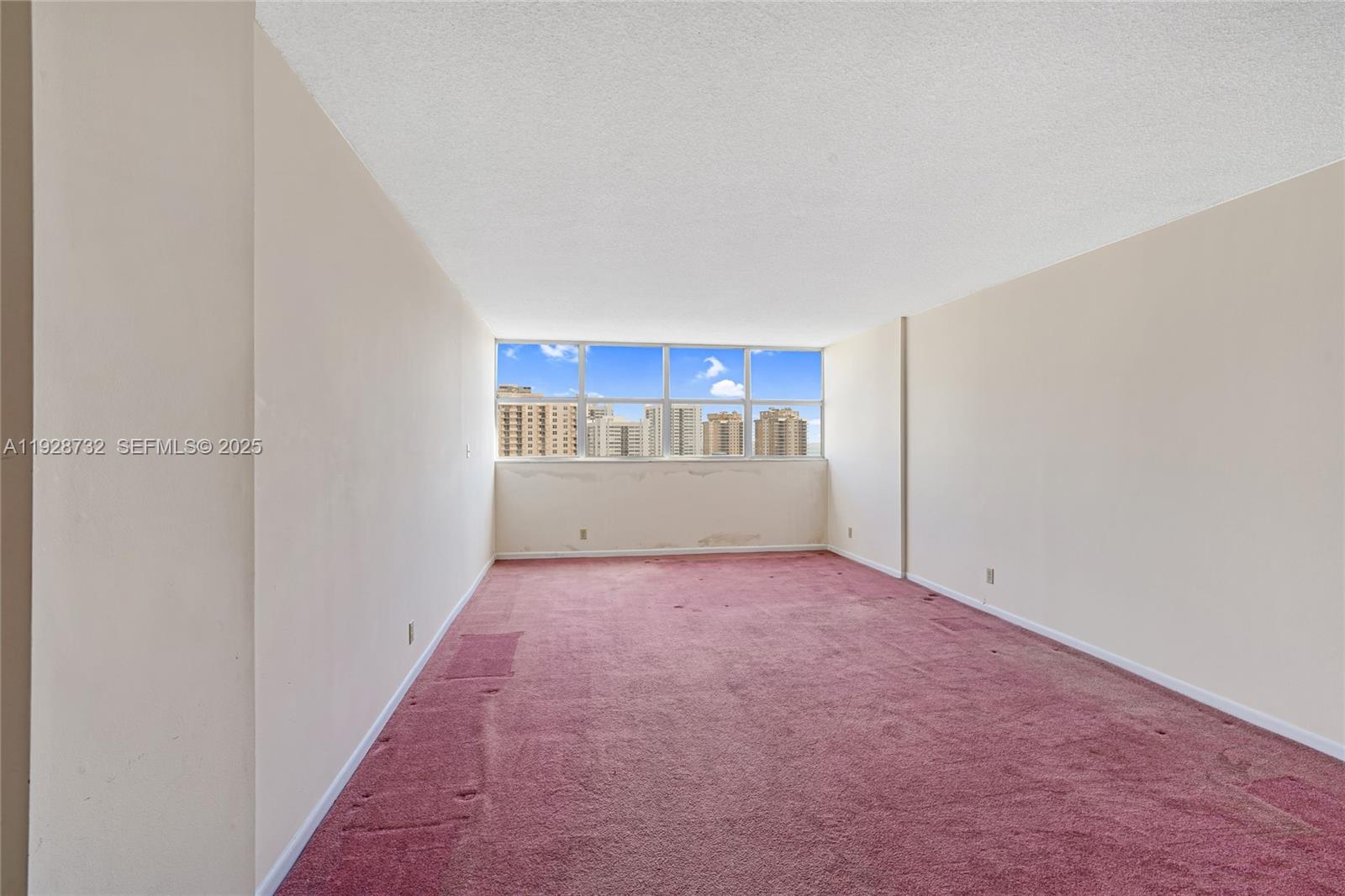 LAKE POINT TOWER CONDOMIN - Residential