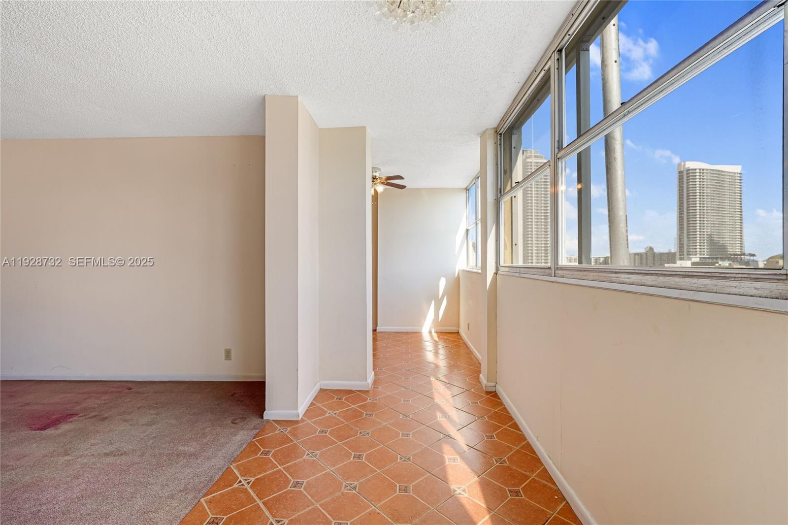 LAKE POINT TOWER CONDOMIN - Residential