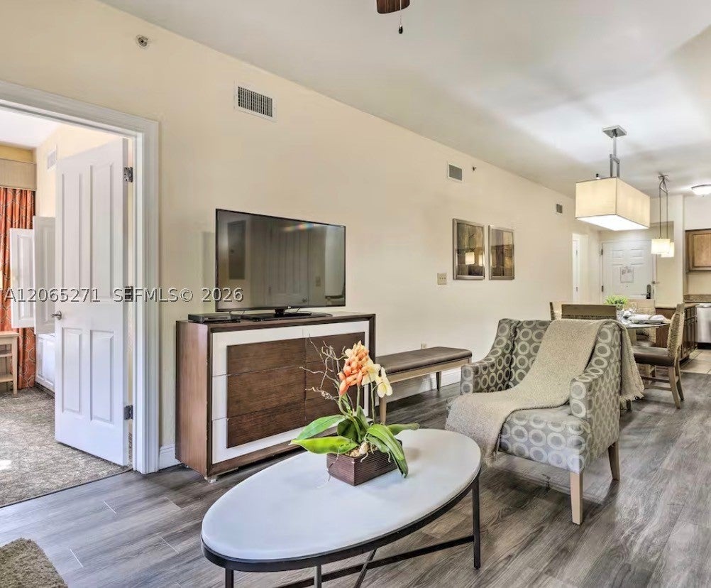 12544 Floridays Resort 112B