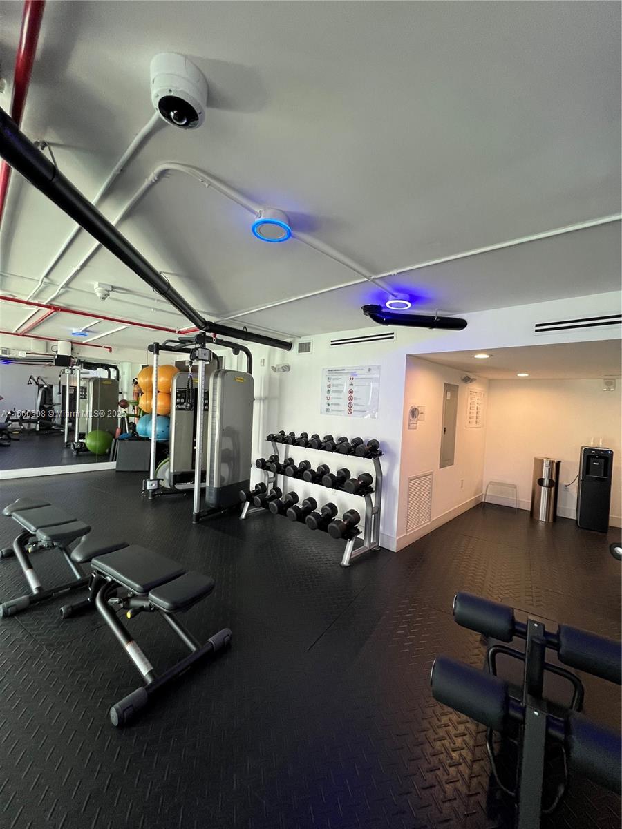 EDEN HOUSE CONDO - Residential