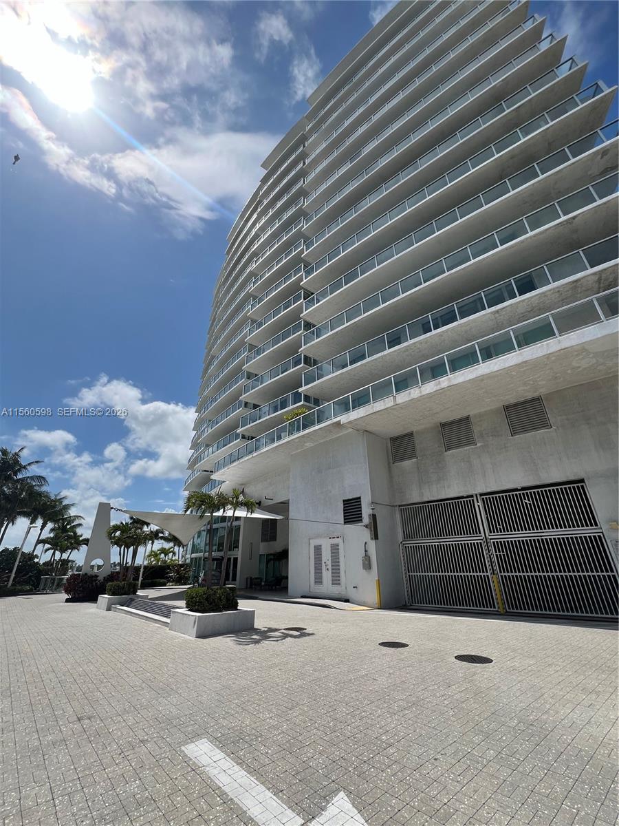 EDEN HOUSE CONDO - Residential