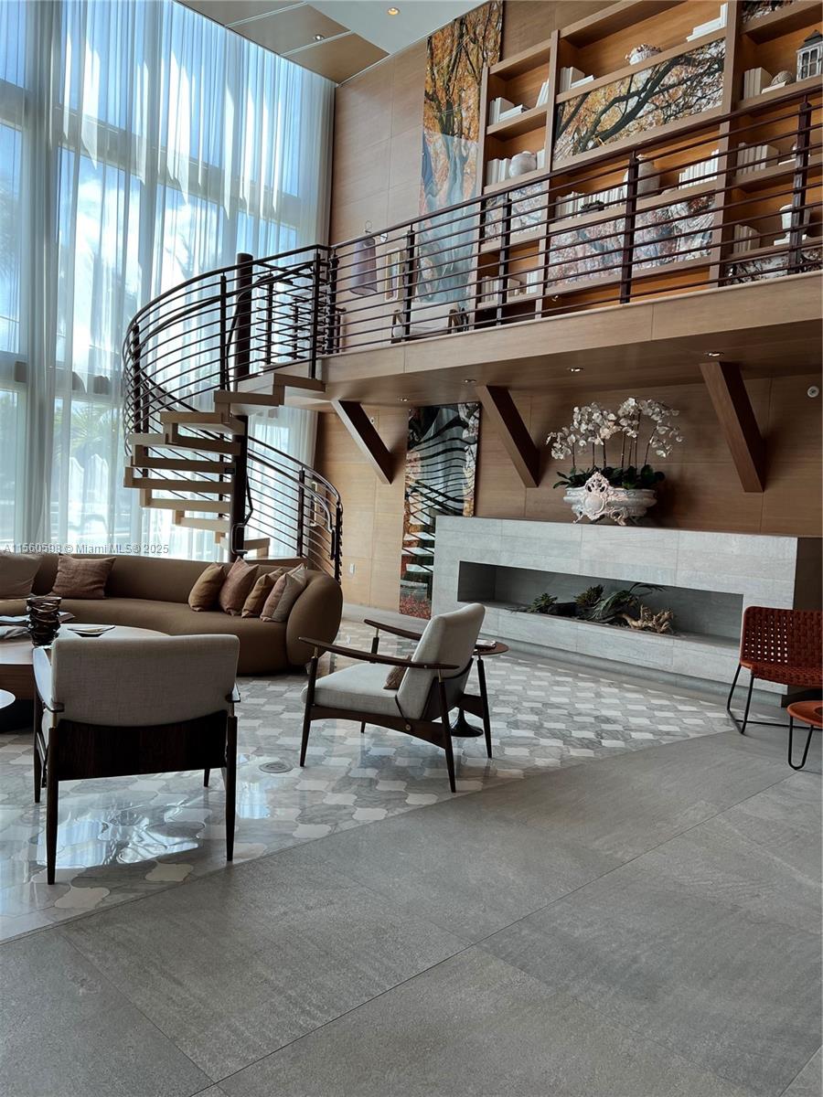 EDEN HOUSE CONDO - Residential