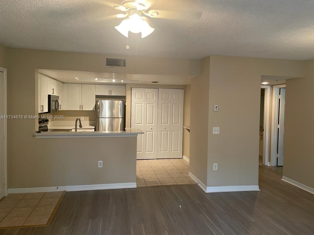 GRAND ISLES CONDO - Residential