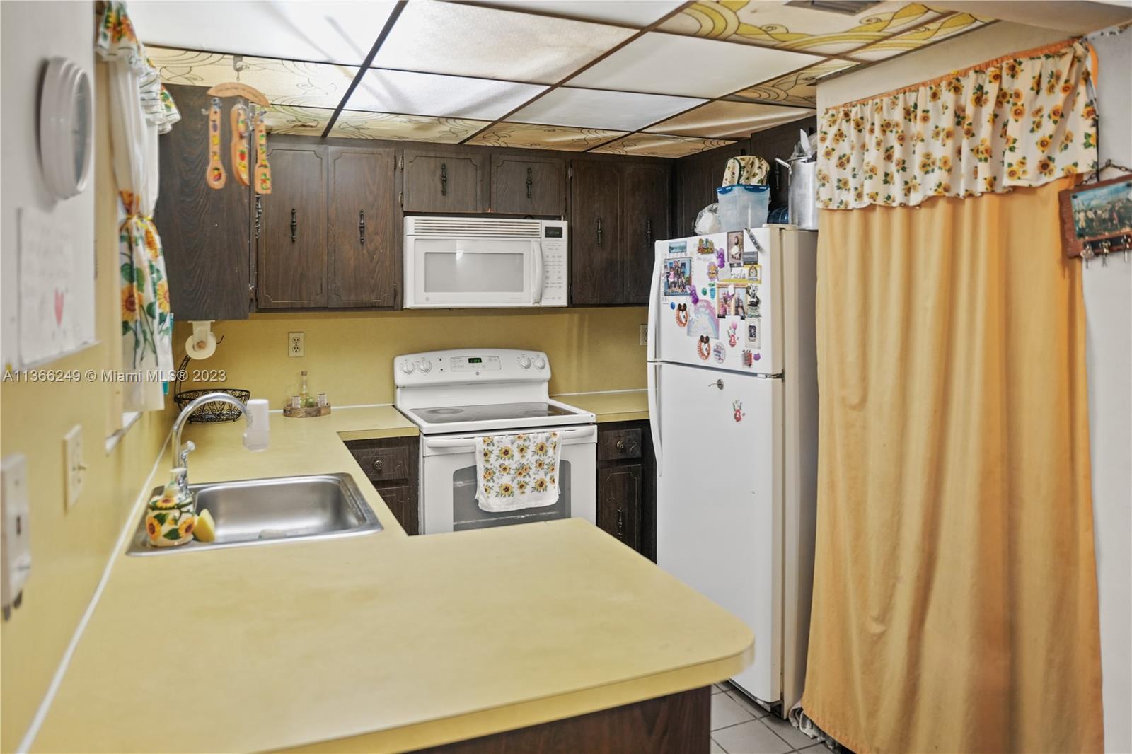 Photo 5 of 21 of 21 SW 109th Ave B7 townhome