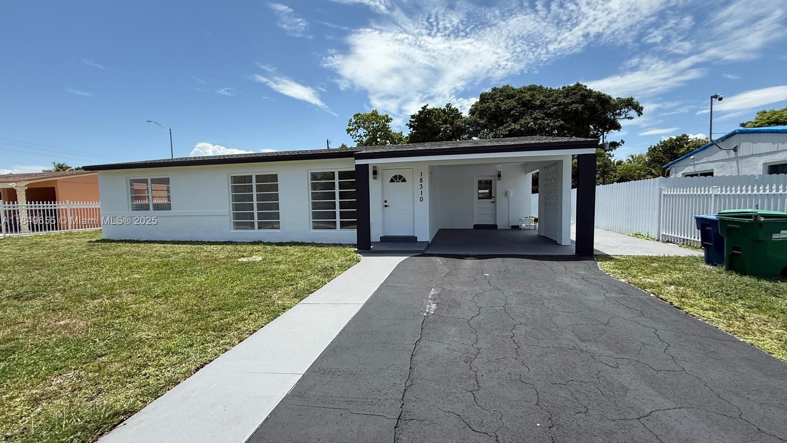 18310 NW 5th Ave, Miami Gardens, FL, 33169/$500,000 2 18310 NW 5th Ave