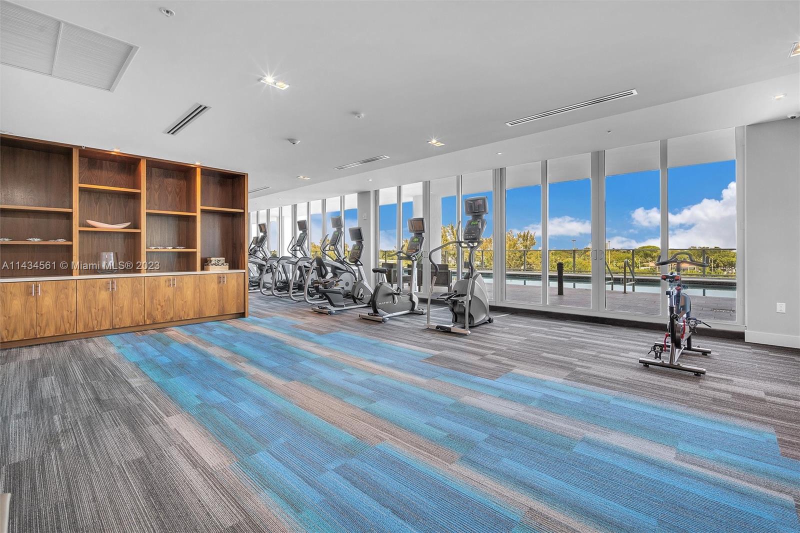 RIVA CONDOMINIUM - Residential Lease