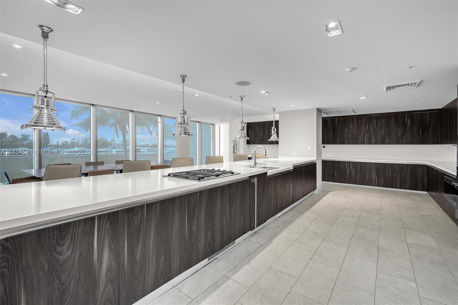 RIVA CONDOMINIUM - Residential Lease