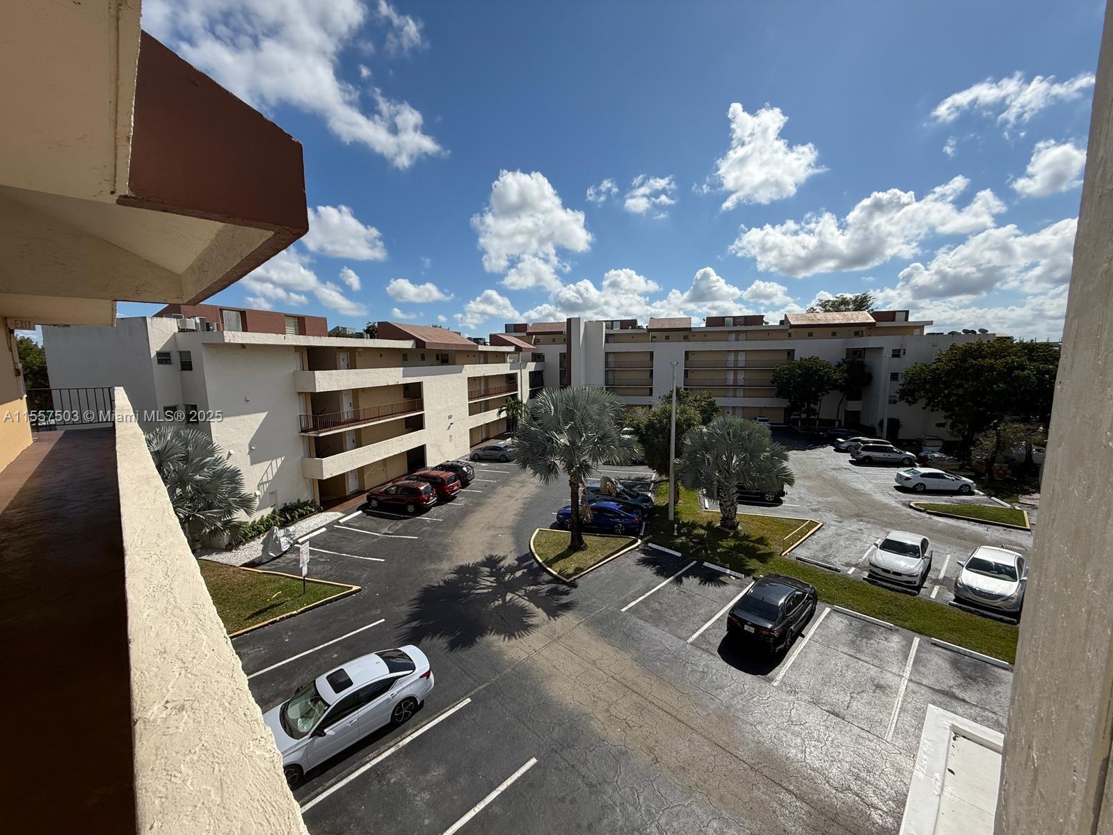 SAN MARCO CONDO - Residential