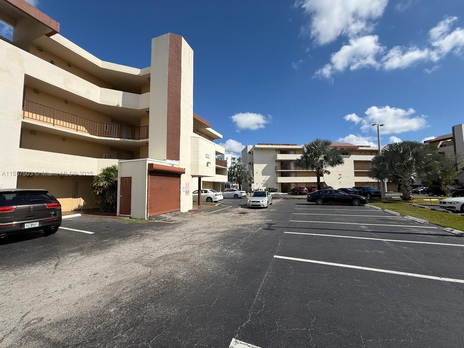 SAN MARCO CONDO - Residential