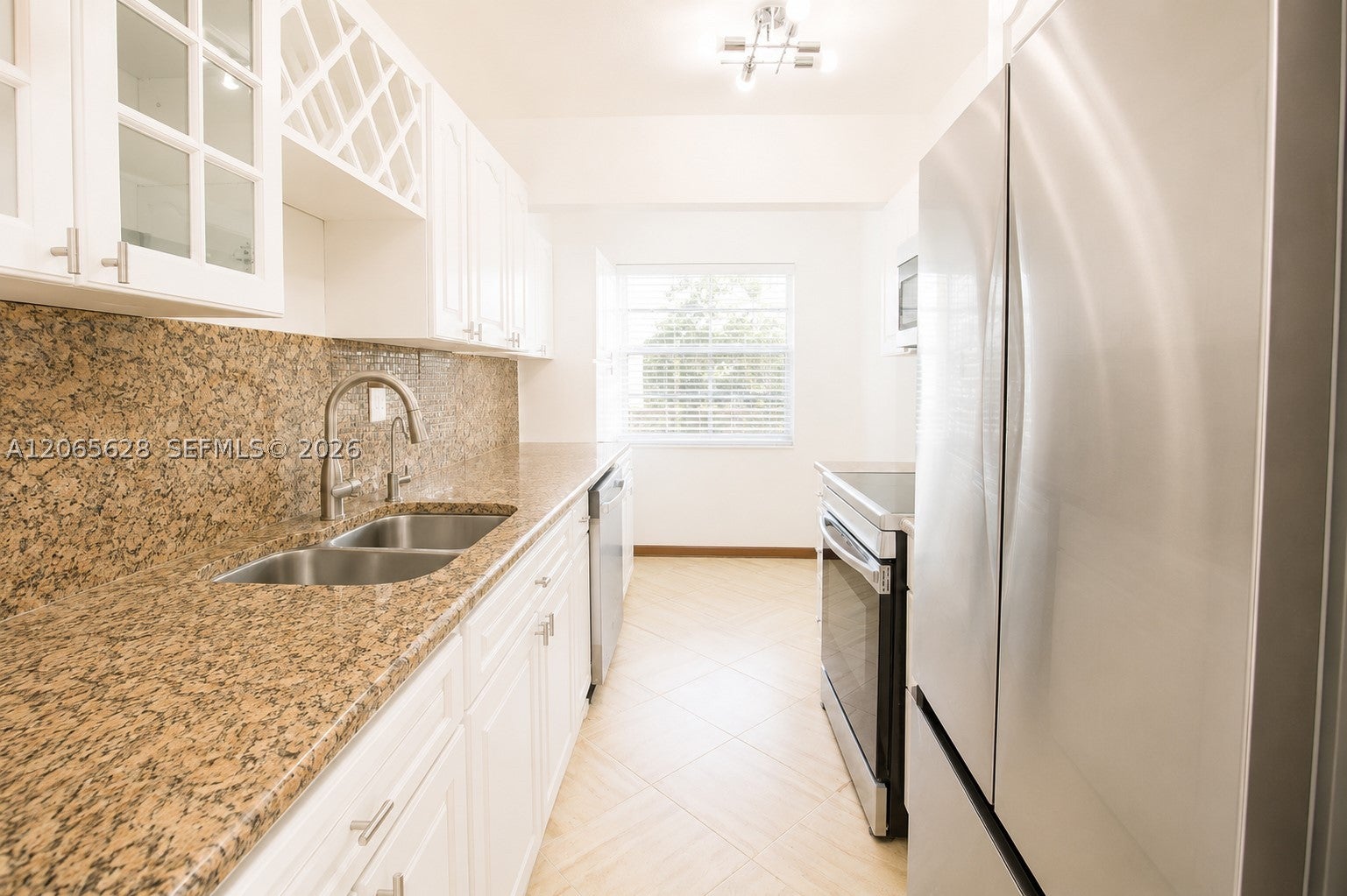 3120 N Pine Island Rd 403