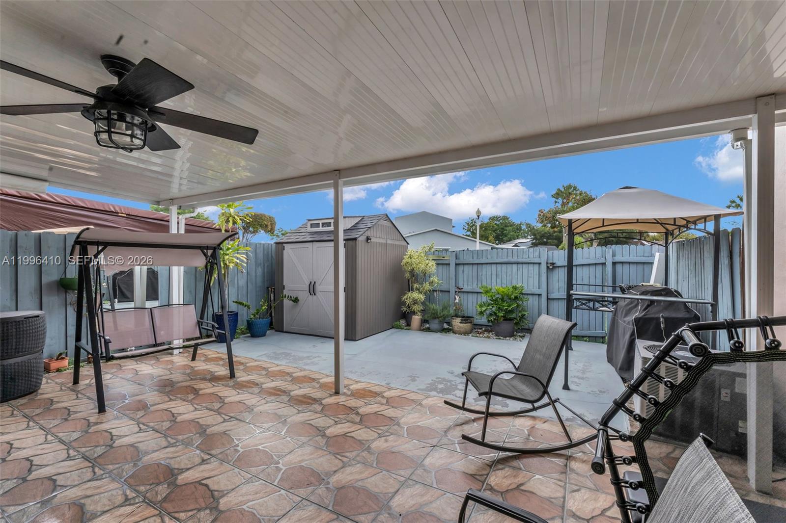 LAKES OF ACADIA UNIT 5, T - Residential