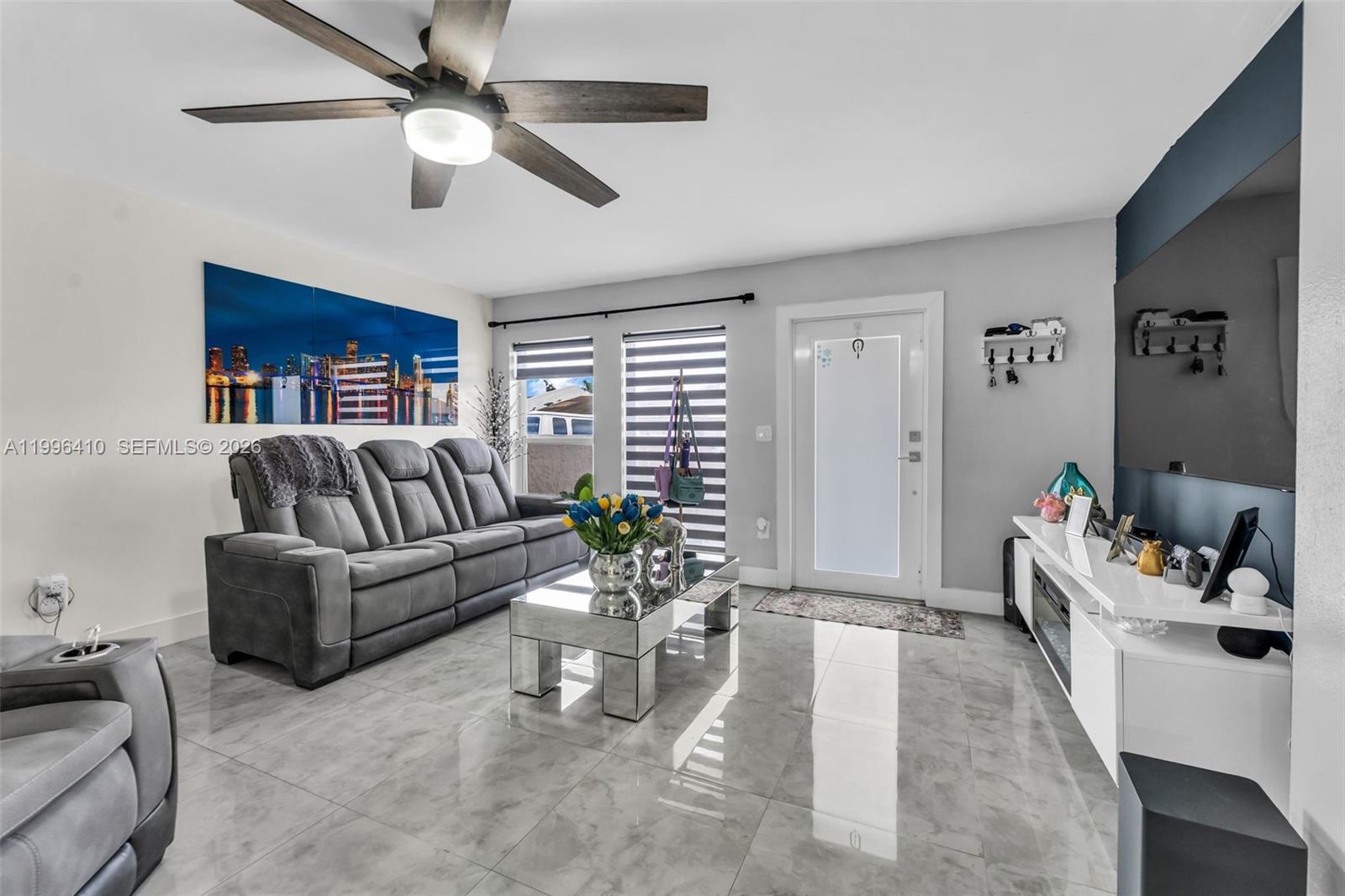 LAKES OF ACADIA UNIT 5, T - Residential